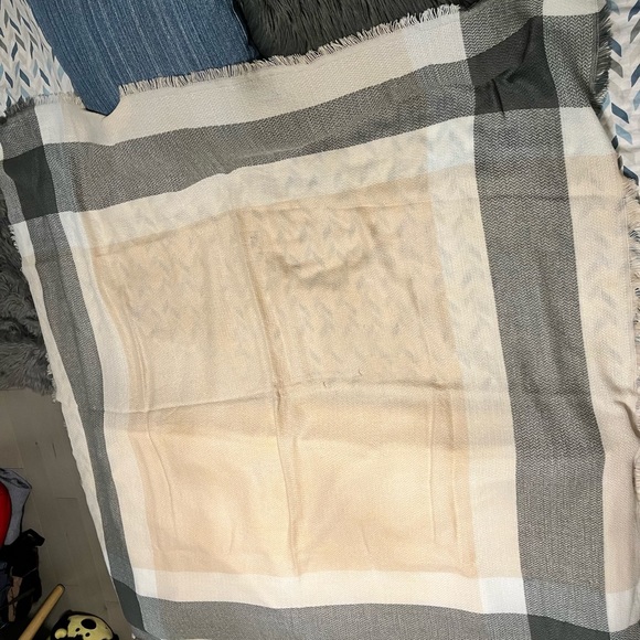 Large Ardene blanket / scarf💗 - Picture 1 of 6